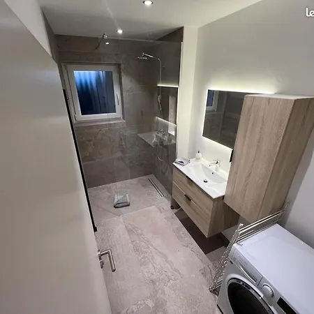 Apartment De La Chapelle-le Hibou