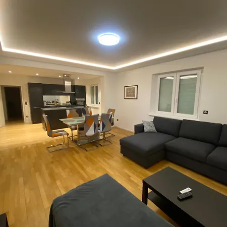 De La Chapelle-le Hibou * Innenheim