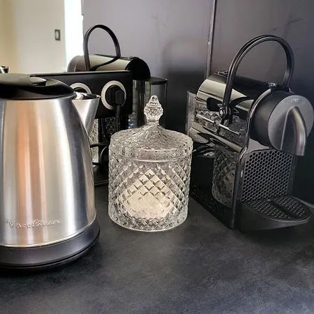 De La Chapelle-le Hibou Innenheim