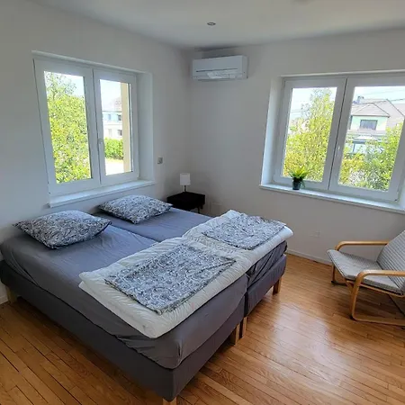 De La Chapelle-le Hibou Innenheim