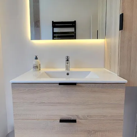 Apartamento De La Chapelle-le Hibou Innenheim