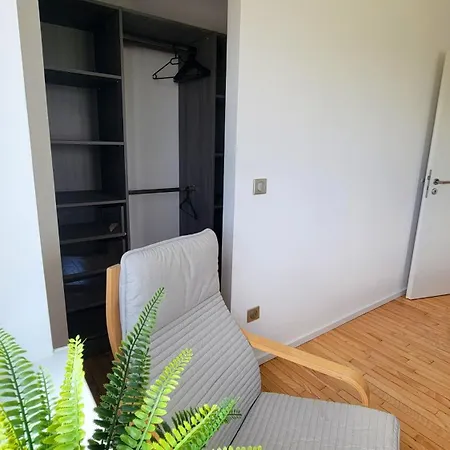 De La Chapelle-le Hibou *