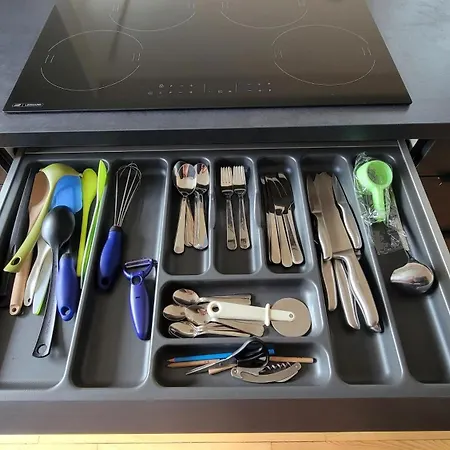 De La Chapelle-le Hibou Innenheim