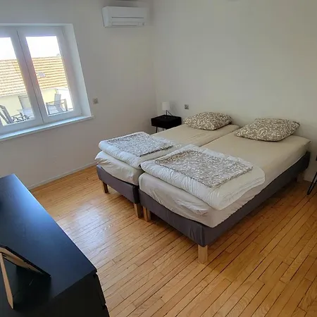 De La Chapelle-le Hibou * Innenheim