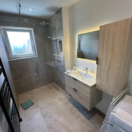 De La Chapelle-le Hibou Apartamento Innenheim