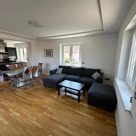 De La Chapelle-le Hibou *