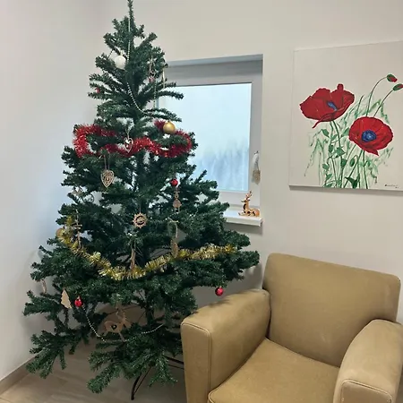 De La Chapelle-le Hibou Innenheim